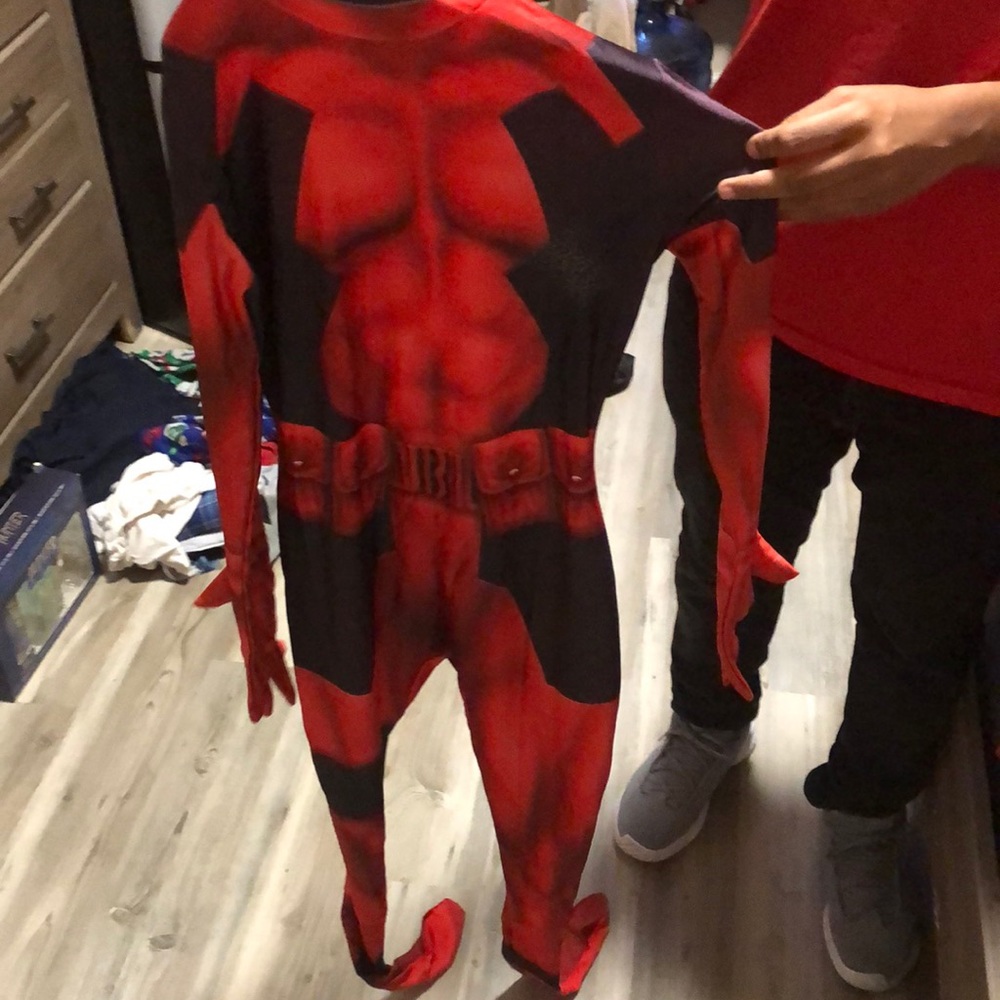 Deadpool costume